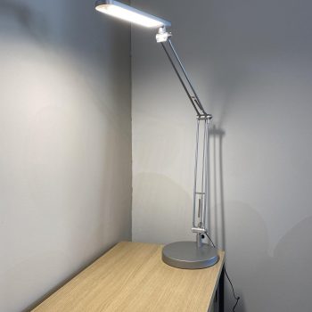 Lampe de bureau Mamboled de chez Unilux