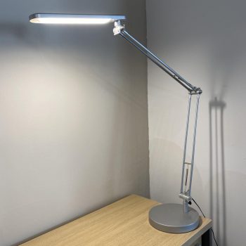 Lampe de bureau Mamboled de chez Unilux