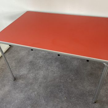 Table bistrot orange d’occasion 120X80 cm