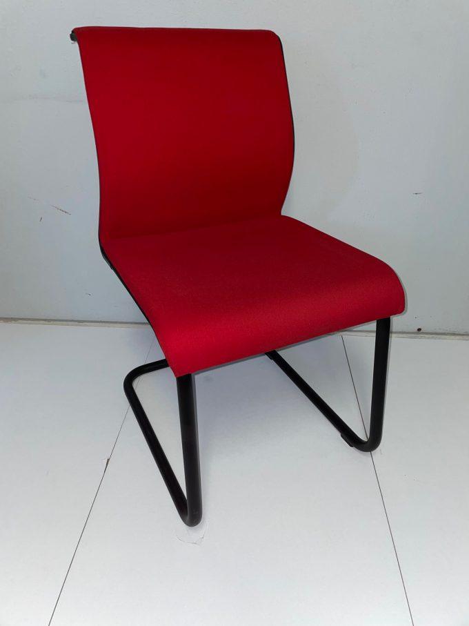 chaise rouge