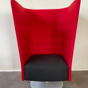 fauteuil acoustique d’occasion rouge C8