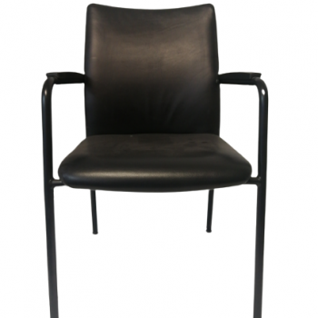 chaise simili cuir noir d’occasion SV4P2