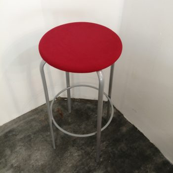 tabouret rouge tissus occasion TAB6