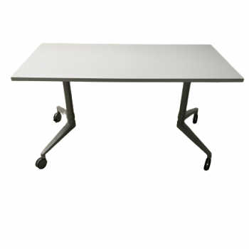 Table pliante Occasion – plateau blanc – TP9