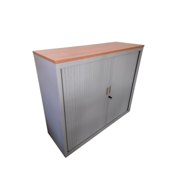 ARMOIRE BASSE A RIDEAUX GRIS CLAIR – 299ABR47